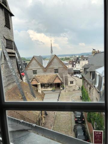Au Coeur De Sainte Catherine Honfleur Luaran gambar